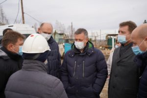 Игорь Кобзев потребовал наказать подрядчиков за срыв скоров по строительству домов в Тулуне