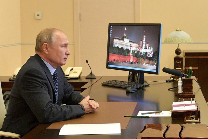 Владимир Путин: жестких и тотальных ограничений в РФ из-за коронавируса не планируется