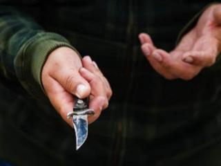 Напавших с ножом на иркутянина разбойников задержали