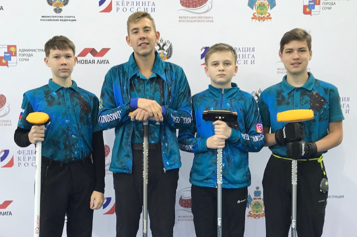 Иркутские кёрлингисты одержали победу на первенстве России среди юниоров