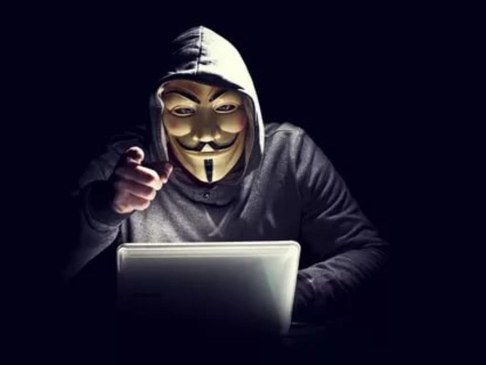 В Ангарске хакер следил за девушками через их компьютеры