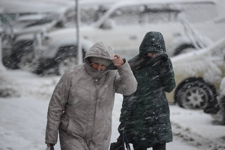 Снег и сильный ветер ожидаются в выходные в Иркутской области