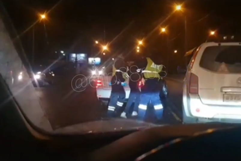 Полицейские задержали пьяного водителя Nissan после погони в Иркутском районе