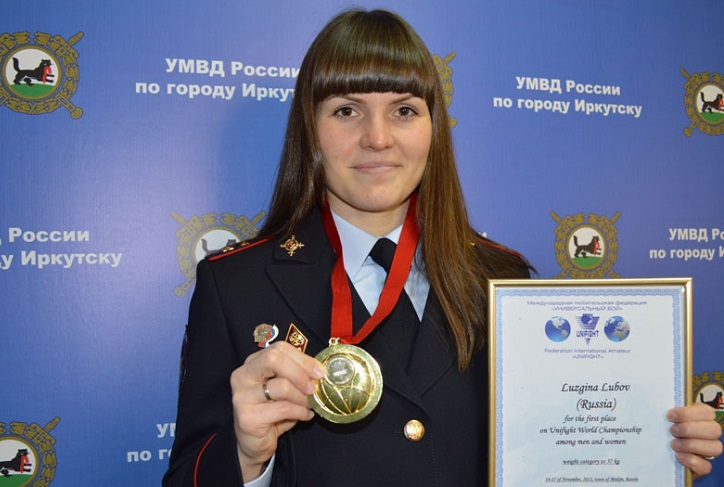 Сотрудница полиции из Иркутска стала чемпионкой России по панкратиону