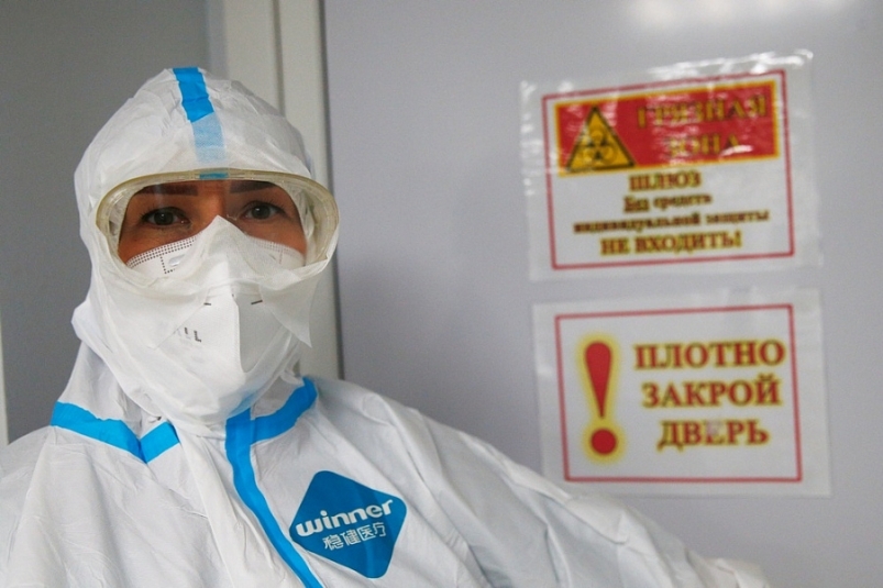 "Вы все столкнетесь с коронавирусом": в России предрекли встречу с ковидом каждому