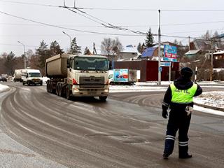 В Иркутске с 20 ноября запретили движение большегрузов в часы пик