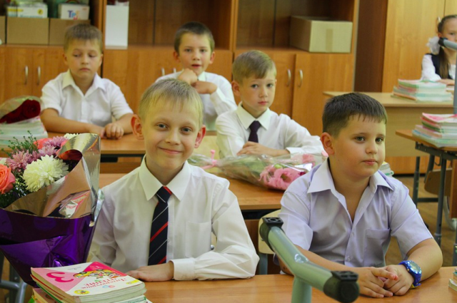 Почти 85 тысяч иркутских школьников возобновили очное обучение