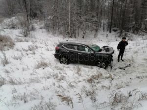 Три человека погибли и два пострадали при столкновении автомобилей в пригороде Братска