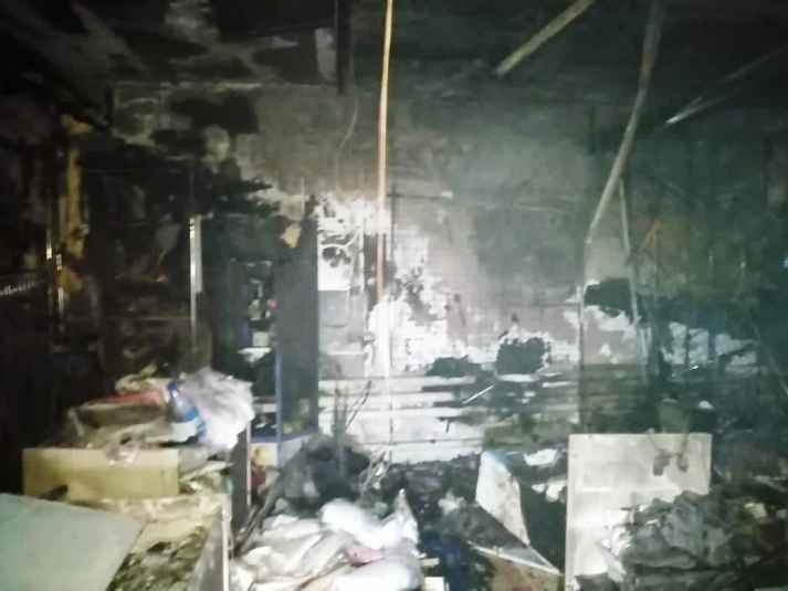 Дознаватели МЧС установили вероятную причину пожара на центральном рынке в Нижнеудинске