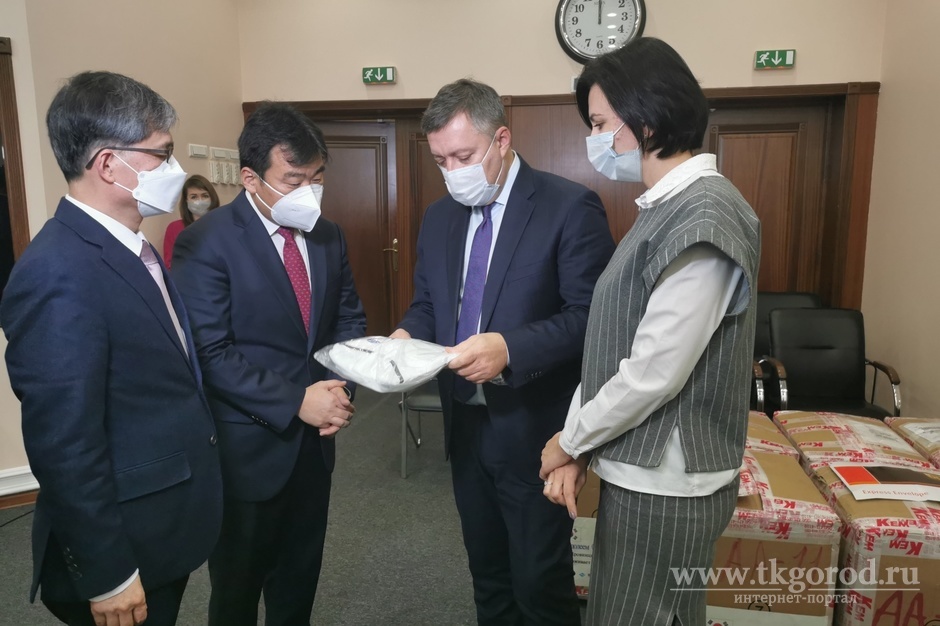 Провинция Кёсанбукто-до Республики Корея передала партию гуманитарной помощи для иркутских медиков