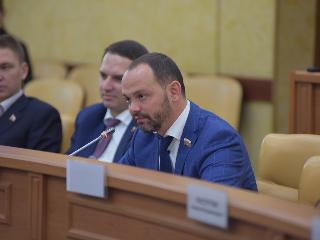 Дума Иркутска приняла редакцию положения о молодежном парламенте