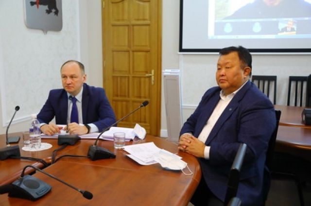 Изменения законов в лесной отрасли обсудили в Заксобрании Иркутской области