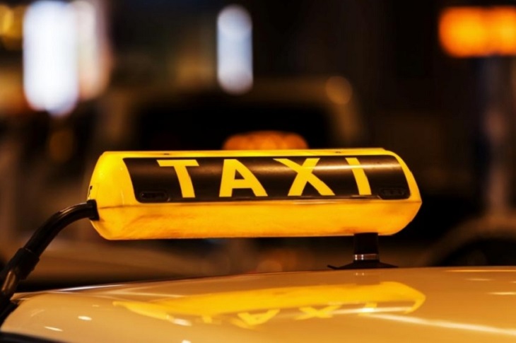 21-летнюю иркутянку оштрафовали за оскорбление водителя такси