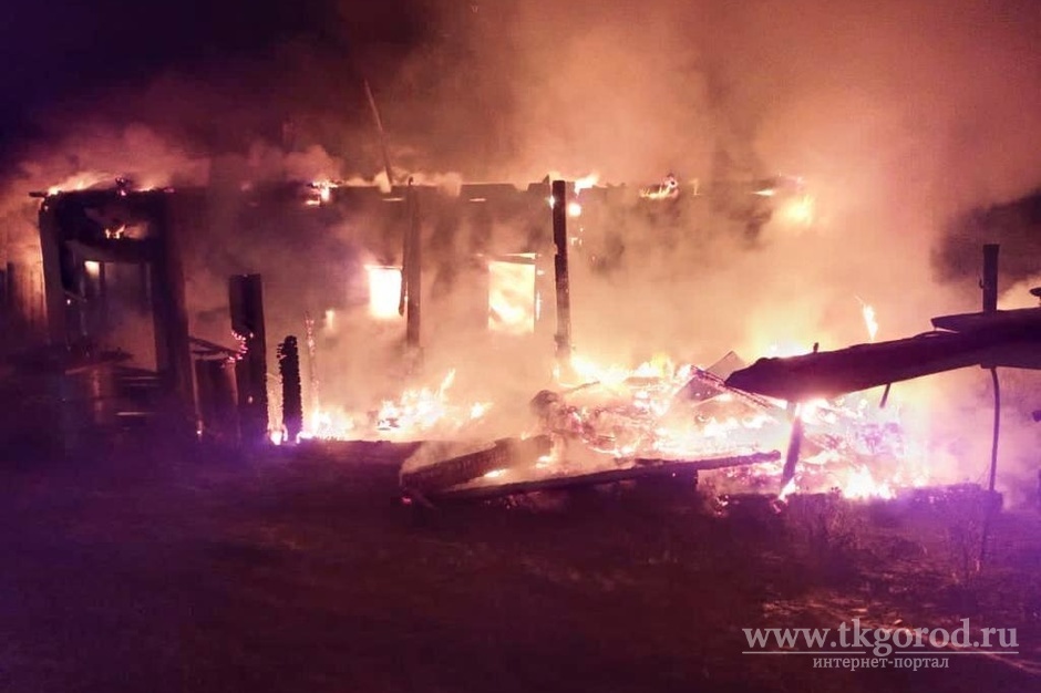 Двое мужчин погибли на пожаре в сторожке крестьянско-фермерского хозяйства в Черемховском районе