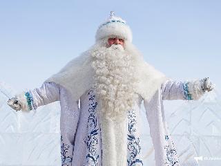 Байкальский Дед Мороз организовал акцию «Окно в сказку»