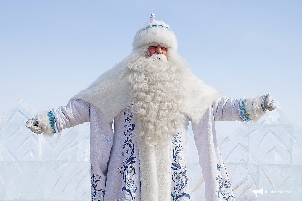 Байкальский Дед Мороз запустил в Иркутской области акцию «Окно в сказку»