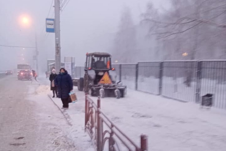 854 тонны снега вывезли с улиц Иркутска за сутки
