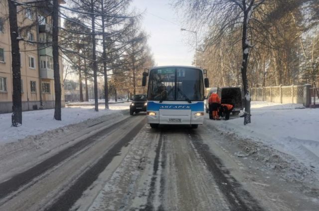 В Ангарске автобус сбил мужчину на улице Новокшонова