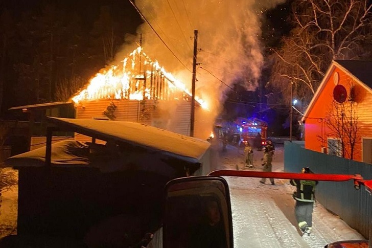 Одиннадцать пожаров произошло в Иркутской области 14&nbsp;января