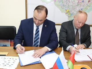 Минлеса Приангарья и белорусский холдинг АМКОДОР подписали соглашение о сотрудничестве
