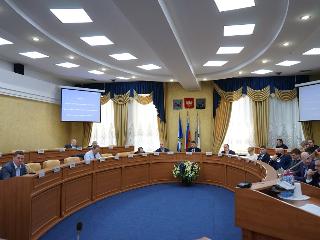 Три вопроса обсудили в Думе Иркутска на депутатских слушаниях
