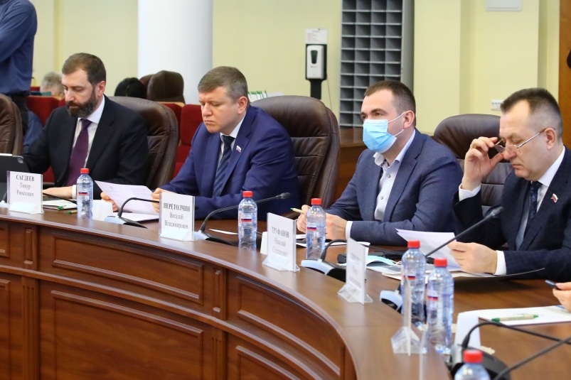 Александр Ведерников: МО Приангарья должны получать финансовую помощь своевременно