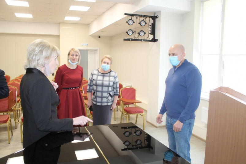 Секретарь ИРО ЕР: Саянску необходимо строительство и капремонт учреждений здравоохранения