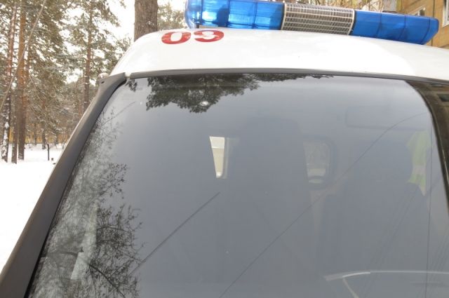 Двое подростков расстреляли машину скорой помощи в Ангарске