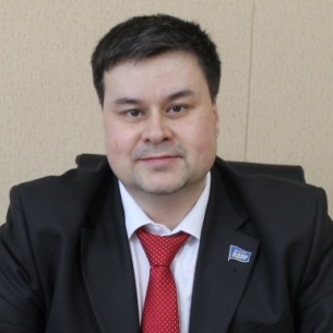 ЛДПР выдвинула в мэры Усолья-Сибирского главврача местной стомполиклиники