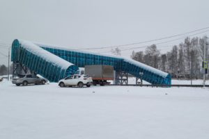 Надземный пешеходный мост построили в районе остановки «Солнечный 2» в Иркутске