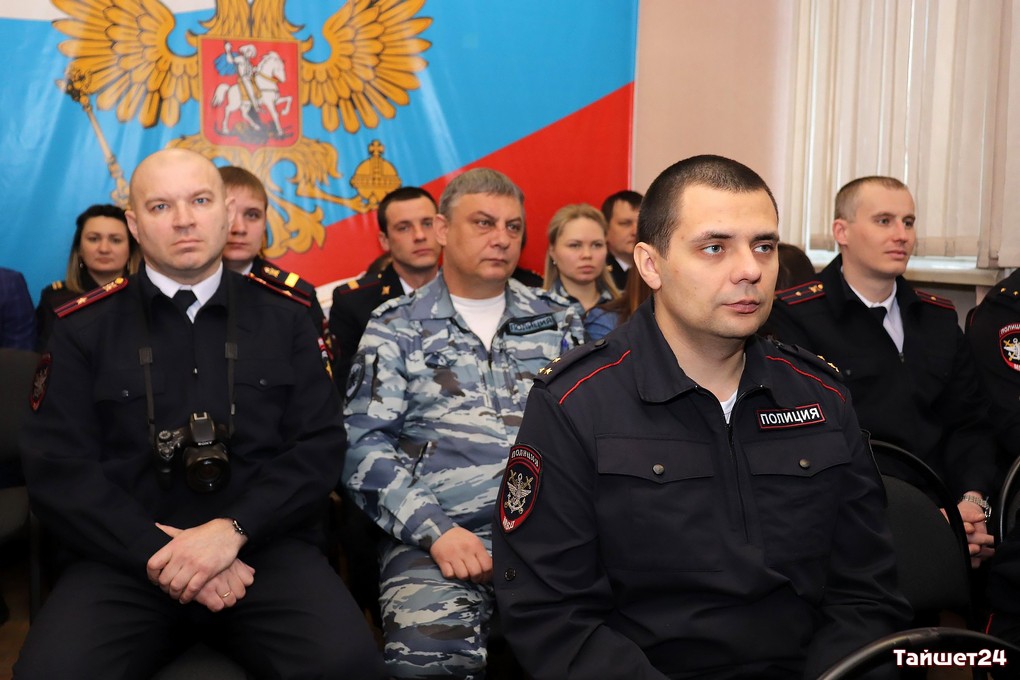 Сегодня &#8212; День транспортной полиции России