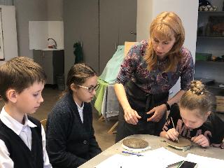 Выездная школа искусств "Область Искусства" проводит мастер-классы в Саянске