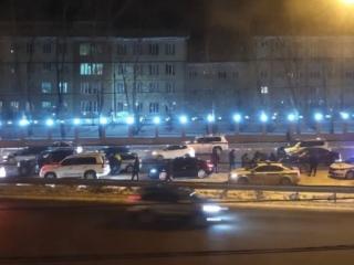 Иркутск вечером 19 февраля ожидал массовый досмотр автомобилей