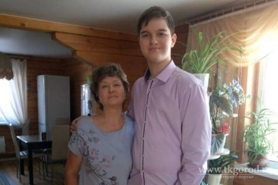13-летний школьник из Иркутска ростом 197 сантиметров попал в книгу рекордов России