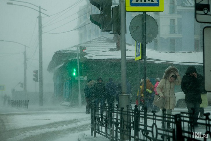 Усиление ветра и метель прогнозируют в Иркутской области 26 февраля