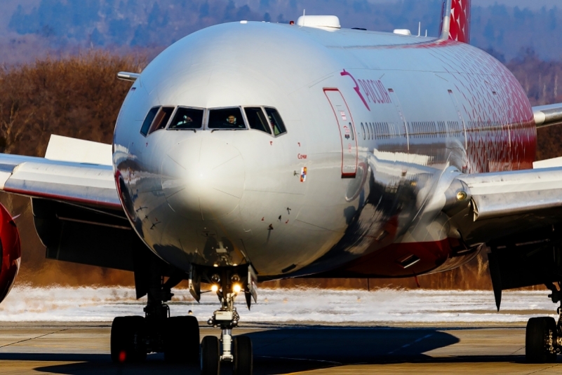 Авиакомпании в РФ смогут "без спроса" пересаживать пассажиров на другие рейсы