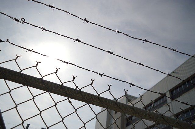 Комиссия ФСИН выявила более 40 человек, применявших насилие к заключенным