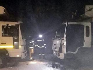 В сгоревшем грузовике в Иркутске нашли тела двух человек