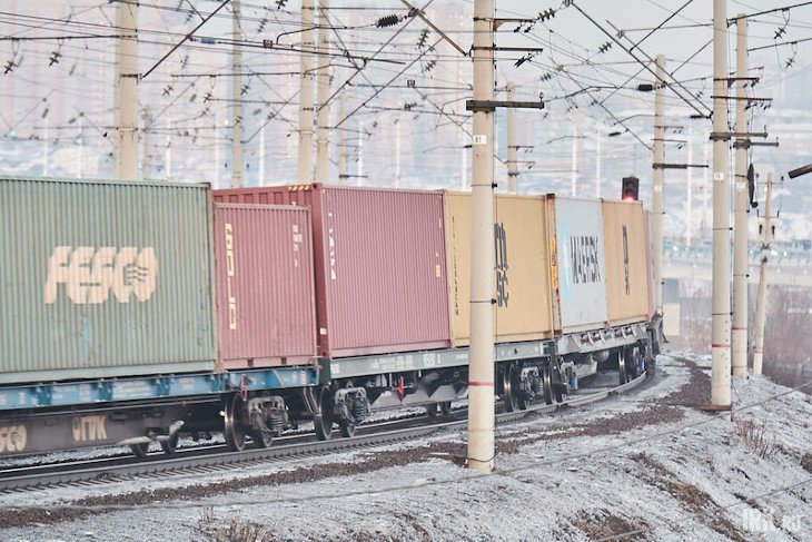 Пассажирские поезда задерживаются из-за схода восьми грузовых вагонов в Забайкалье