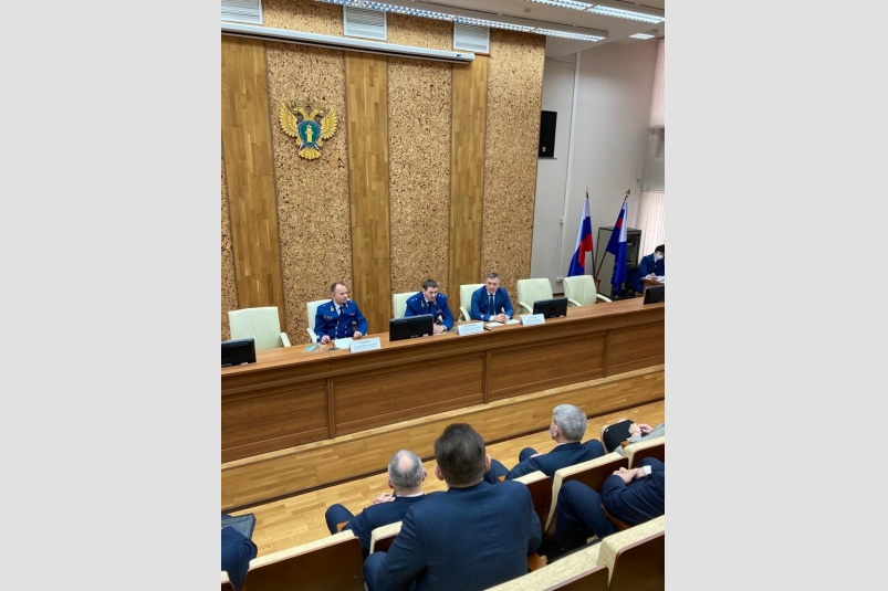 Нового областного прокурора  Андрея Ханько представили руководству Приангарья