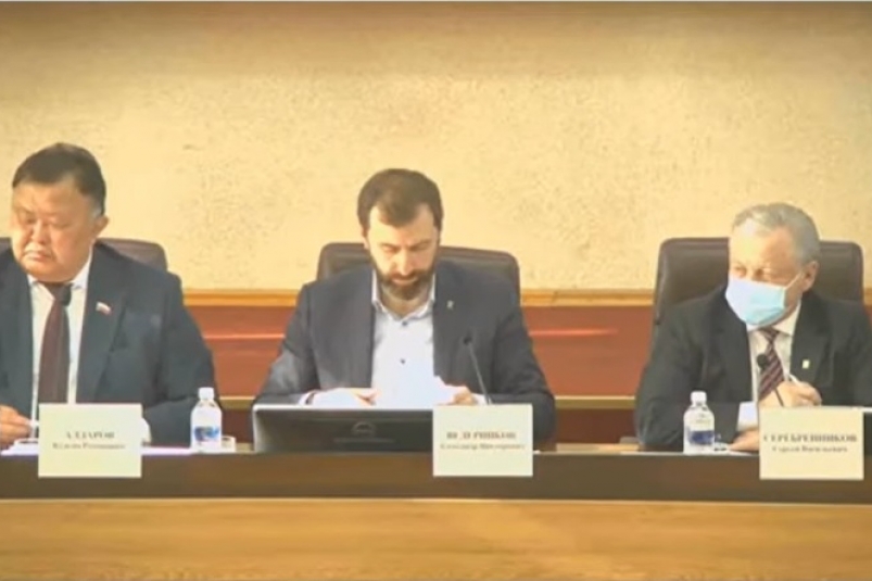 Реализацию программы "Чистый воздух" обсудили депутаты Заксобрания в Братске