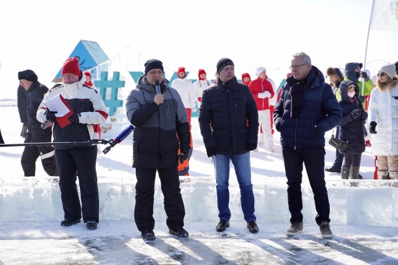 Открытие Года Байкала прошло в поселке Листвянке в Иркутской области