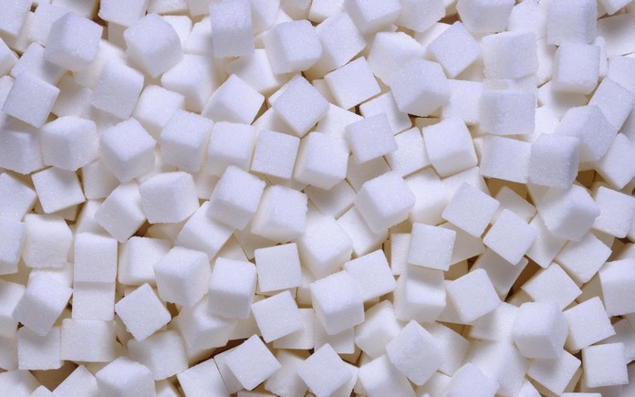 Красноярцы массово скупают сахар: из некоторых магазинов он уже исчез