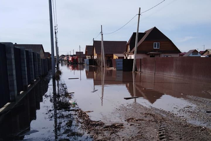 В Иркутской области за сутки от воды освободили 22 участка