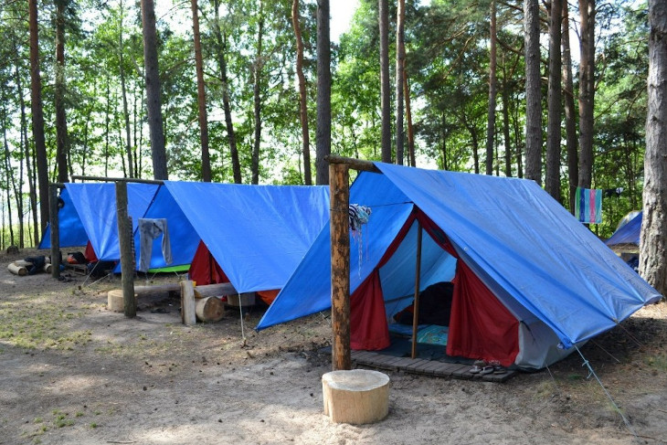 Работу палаточных лагерей разрешили в Иркутской области