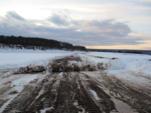 Восемь ледовых переправ остаются действующими в Иркутской области