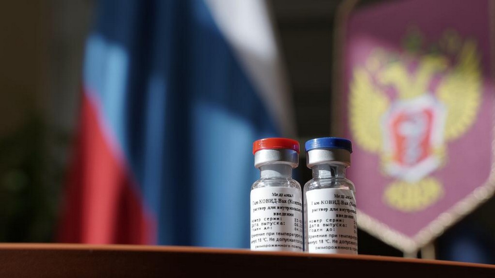 Новую партию вакцины начнут доставлять в больницы Иркутской области 13 апреля