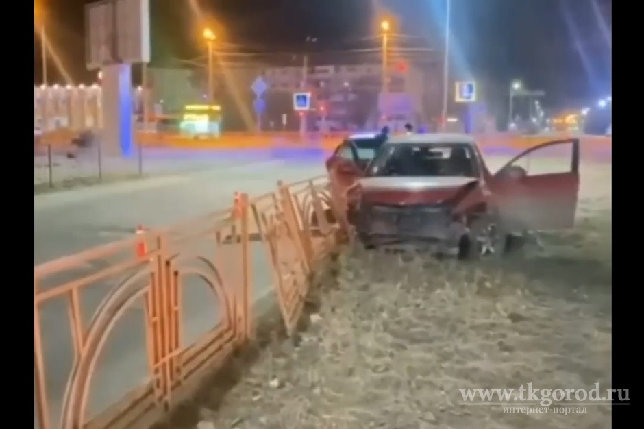 В Ангарске 14-летний водитель с девушкой попали в аварию, скрываясь от ГИБДД