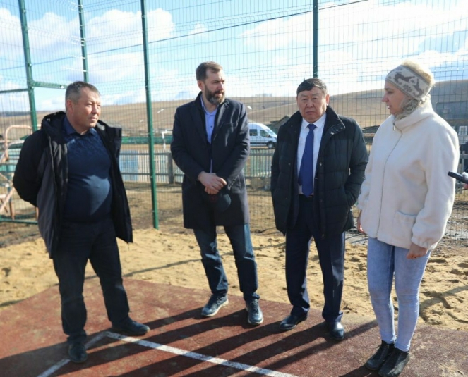 Депутаты Заксобрания посетили ряд социальных объектов в Нукутском районе и Свирске