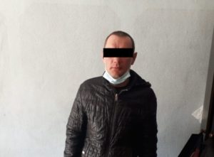 32-летнего рецидивиста задержали в Иркутске за разбойное нападение и грабеж